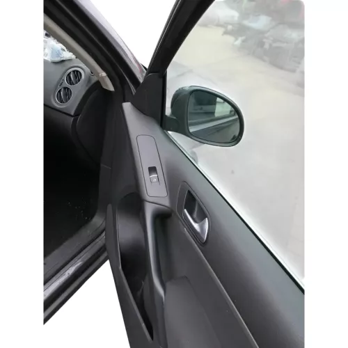 VW Tiguan 5N 1x Türverkleidung Verkleidung Tür vorne rechts schwarz (200572)