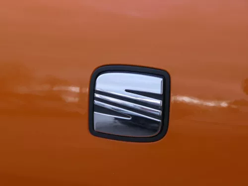 Seat Ibiza 6J Heckklappe Klappe hinten 2/3-Türer orange LP2C Spoiler mit Scheibe (200652)