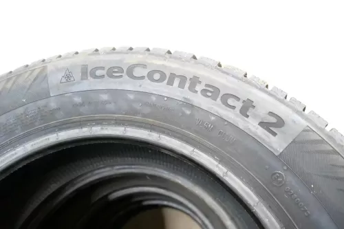 4 Continental Ice Contact 2 Reifen Spikes Nagelreifen 215/60 R16 99T DOT4117 7mm (200812)
