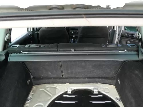 VW Bora Golf 4 Kombi Variant Hundegitter Trenngitter Gitter 1J9861691L + Halter (200827)