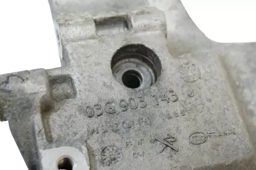 Mitsubishi Outlander Halter Konsole Lichtmaschine Träger 2.0 TDI 03G903143J (200836)
