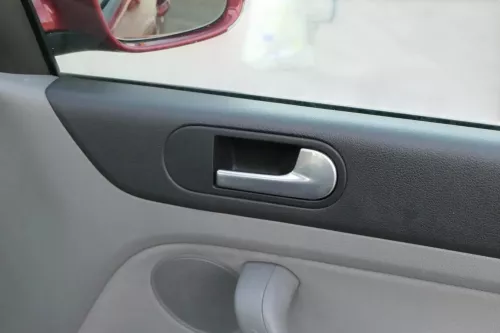 VW Golf Plus 5M 1x Türverkleidung Verkleidung Tür vorne rechts grau (200975)