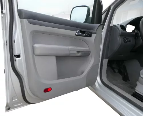1x VW Caddy 3 2K Türverkleidung Verkleidung Tür vorne links grau (201012)