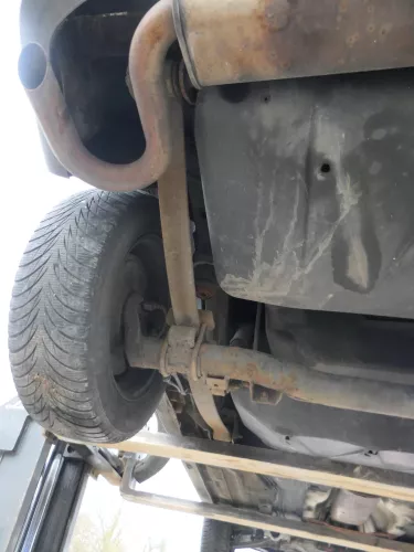 VW Caddy 2K Auspuff Endschalldämpfer Mittelschalldämpfer Endtopf BSX (201066)