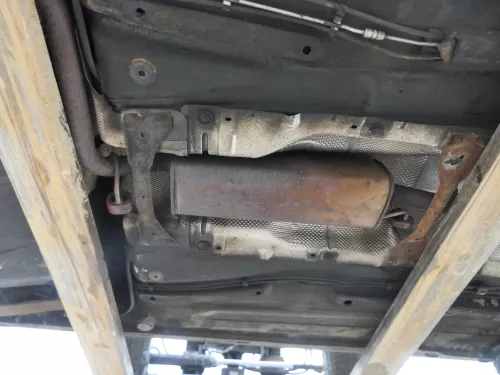 VW Caddy 2K Auspuff Endschalldämpfer Mittelschalldämpfer Endtopf BSX (201066)