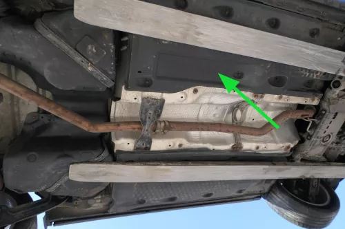 VW Tiguan 5N Unterbodenverkleidung Verkleidung links unten Abdeckung 5N0825202D