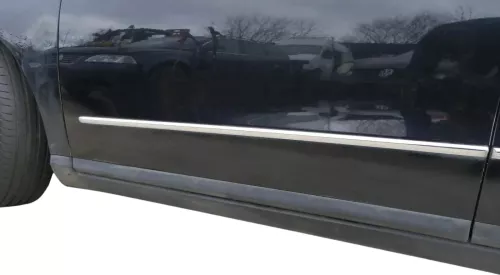 VW Passat 3C Kombi Variant Tür hinten links schwarz LC9X -OHNE Anbauteile (201093)