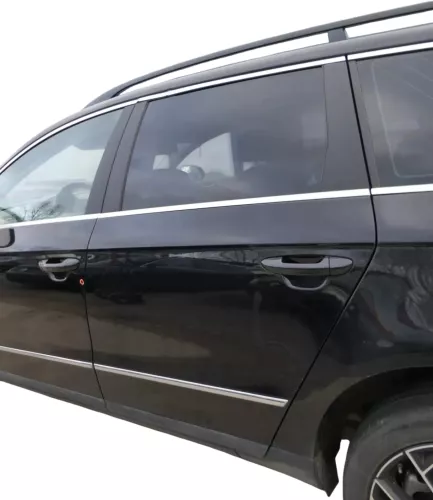 VW Passat 3C Kombi Variant Tür hinten links schwarz LC9X -OHNE Anbauteile (201093)