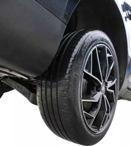 4x VW Passat 3C Golf Reifen Sommerreifen 205/55 R17 93W Alufelgen Felgen 3,5-6mm (201141)