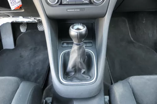 VW Golf 6 Schaltknauf Schaltsack Schaltung Schaltknüppel original 6-Gang Leder
