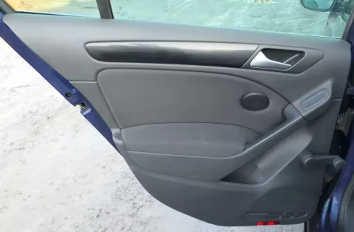 VW Golf 6 5K Türverkleidung Verkleidung Abdeckung Tür hinten links  4/5-Türer (201277)