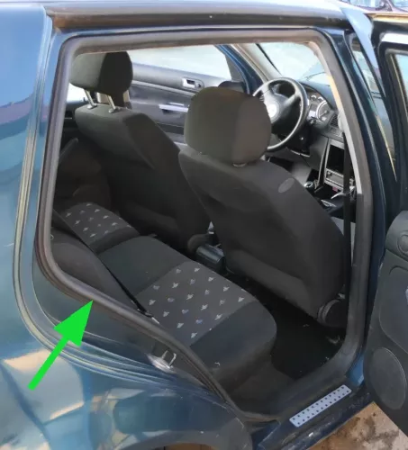 Golf 4 Limousine Türdichtung Dichtung Tür hinten rechts Türgummi