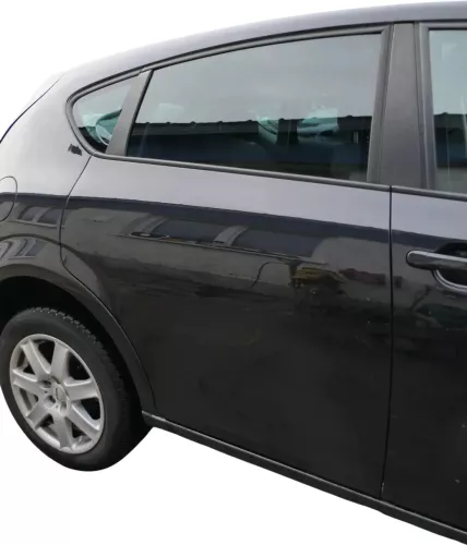 Seat Leon 1P Tür hinten rechts schwarz LC9Z metallic - ohne Anbauteile (201437)