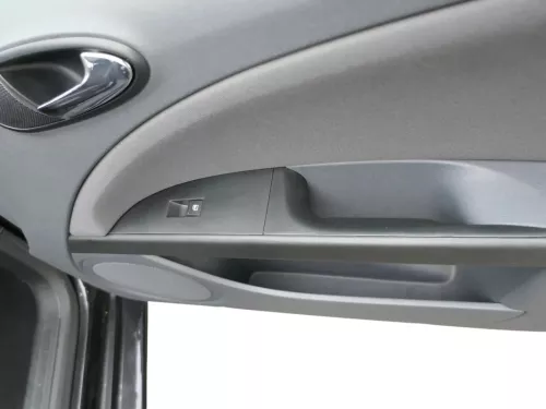 1x Leon 1P Türverkleidung Verkleidung Tür vorne rechts Griff grau uranusgrau (201443)
