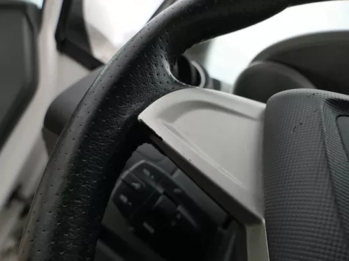 Seat Ibiza 6J Lenkrad 6J0419091M schwarz grau Nähte Leder Lederlenkrad (201572)