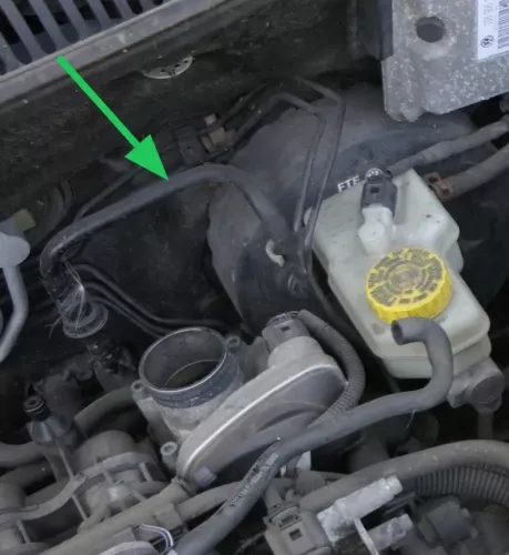 Skoda Roomster 5J Rohr Unterdruckrohr Bremse Rückschlagventil Ventil 6Q1612041AF