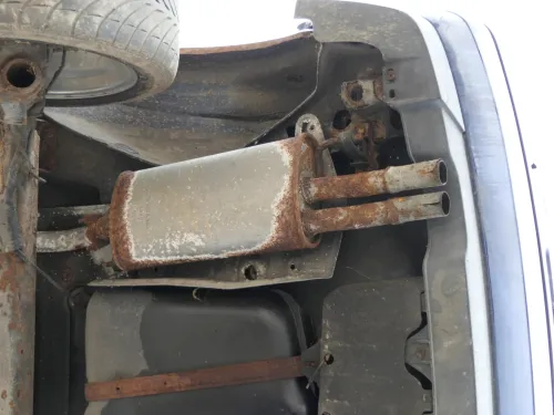 VW Golf 3 Auspuff Mitteltopf + Endschalldämpfer 1,9 TDI 1Z AHU ALE (202474)