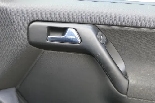 Golf 4 3 1E Cabrio 1E Türverkleidung Verkleidung Tür vorne rechts schwarz (202512)