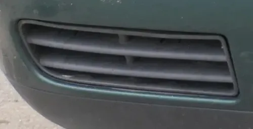 Golf 4 1E Cabrio Gitter in Stoßstange vorne Frontstoßstange Blende rechts