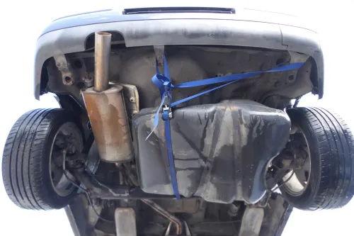 VW Golf 3 Auspuff Mitteltopf + Endschalldämpfer 1,8 AAM ANN Benziner (202530)