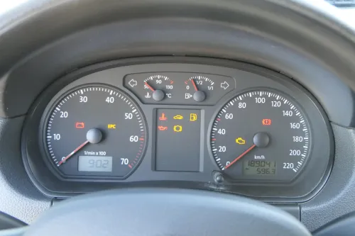 VW Polo 9N Tacho Tachometer Kombiinstrument 189.000km 6Q0920803 1,4 55kw 75PS