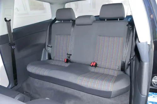 VW Polo 9N 9N3 Sitz Rückbank Sitzfläche Sitze 3 Punkt Gurt hinten mit Kopfstütze (202675)